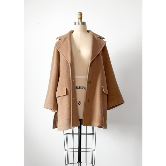 Max Mara Camel Brown Virgin Wool Mid Length Winter Coat US 14 - Picture 3 of 15